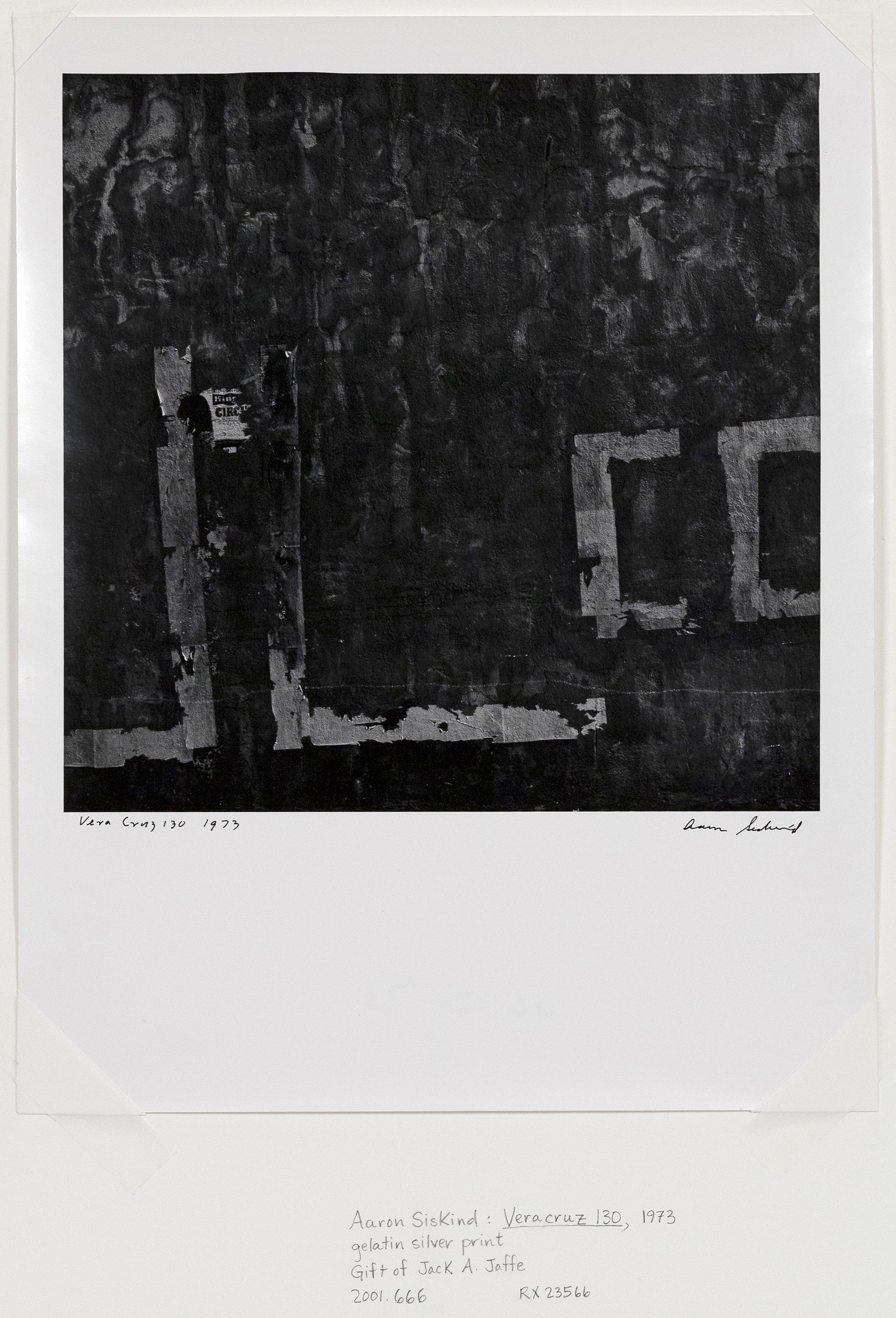 AARON SISKIND "VERACRUZ 130" PHOTO, 1973 - Image 10