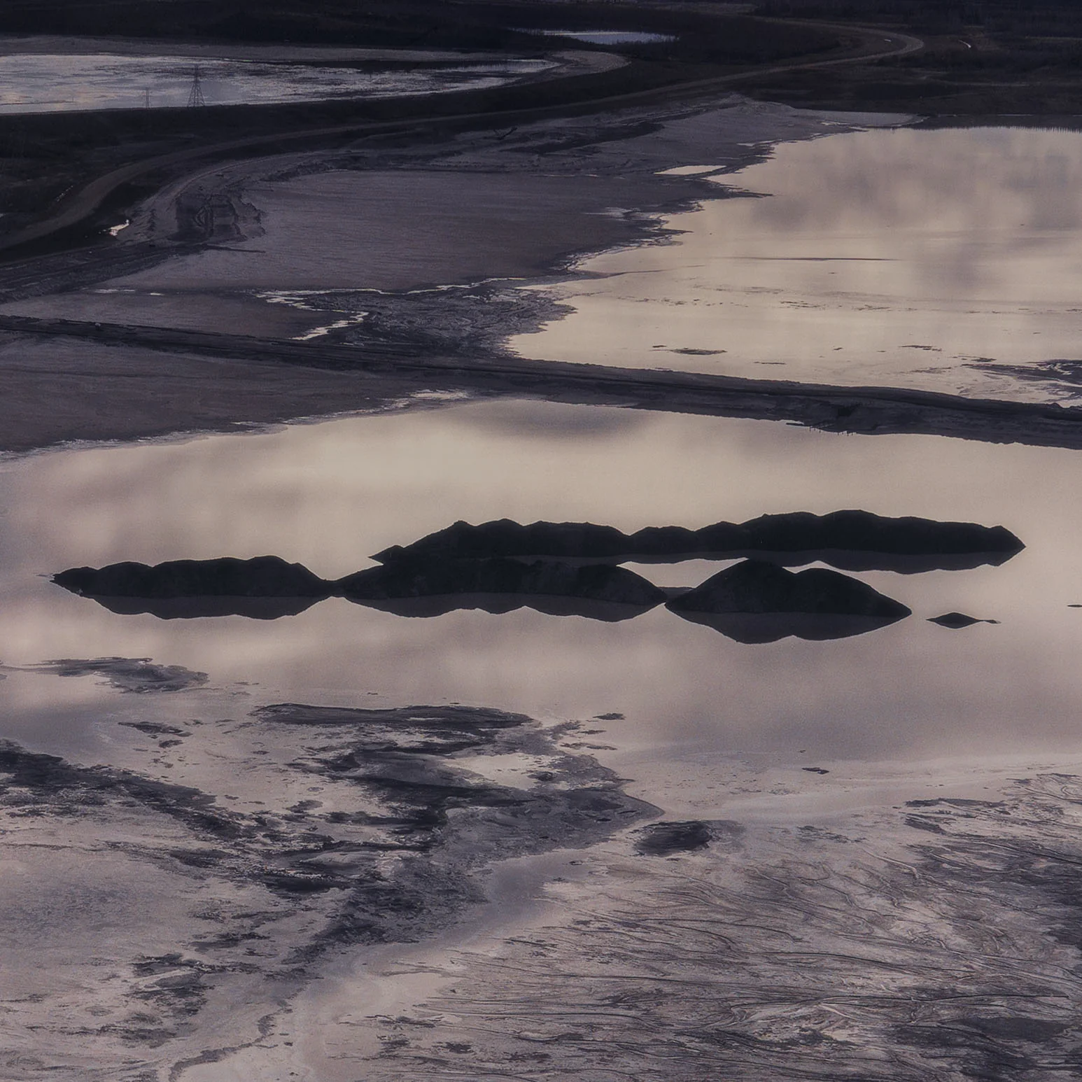 EDWARD BURTYNSKY "ALBERTA OIL SANDS #10" 2007 - Image 10