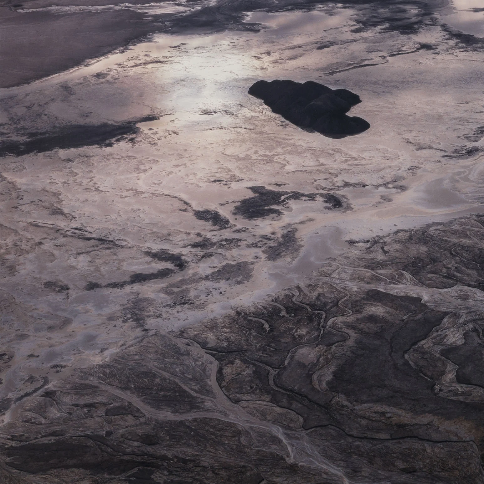 EDWARD BURTYNSKY "ALBERTA OIL SANDS #10" 2007 - Image 6