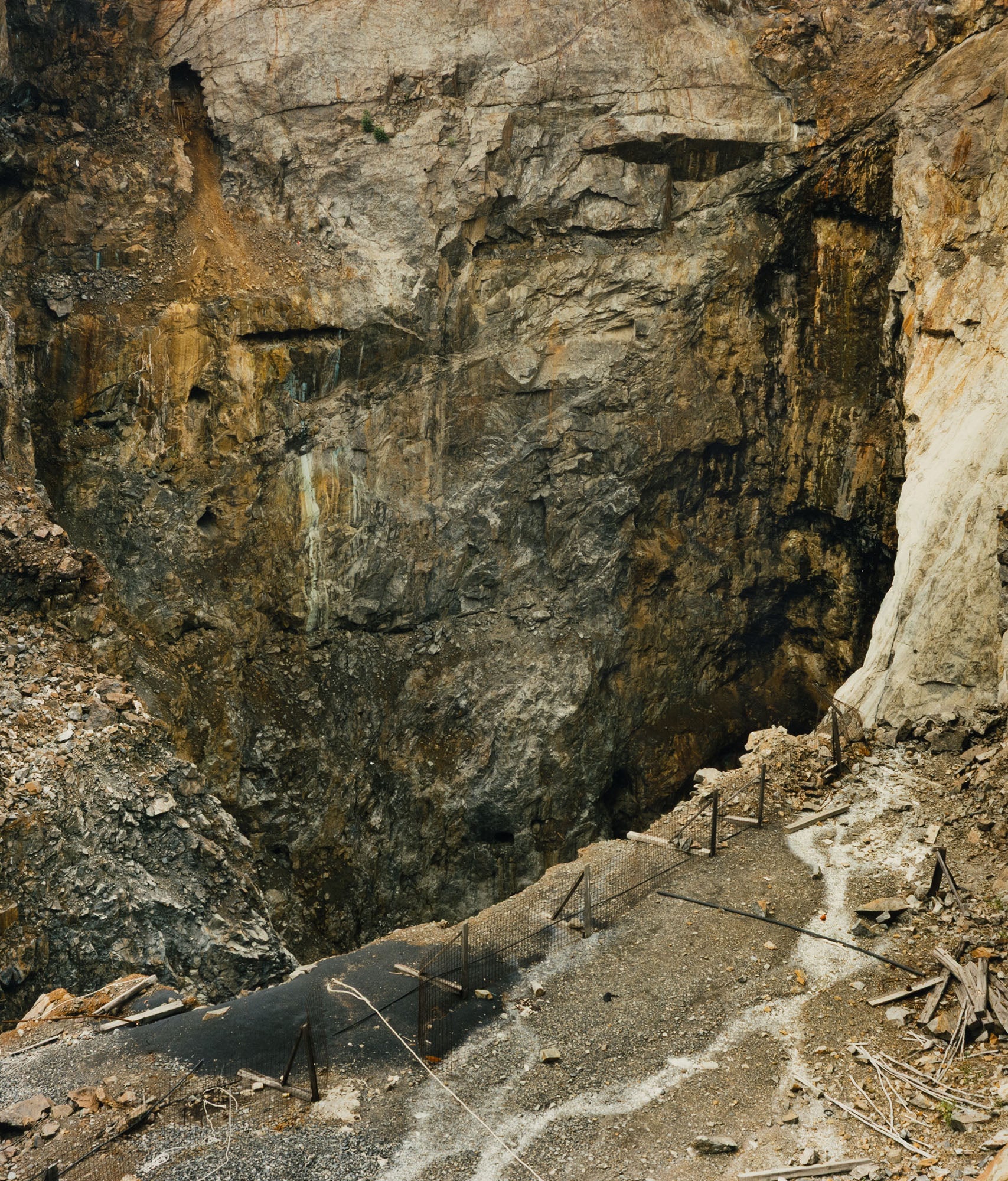 EDWARD BURTYNSKY "MINES #18" 1985