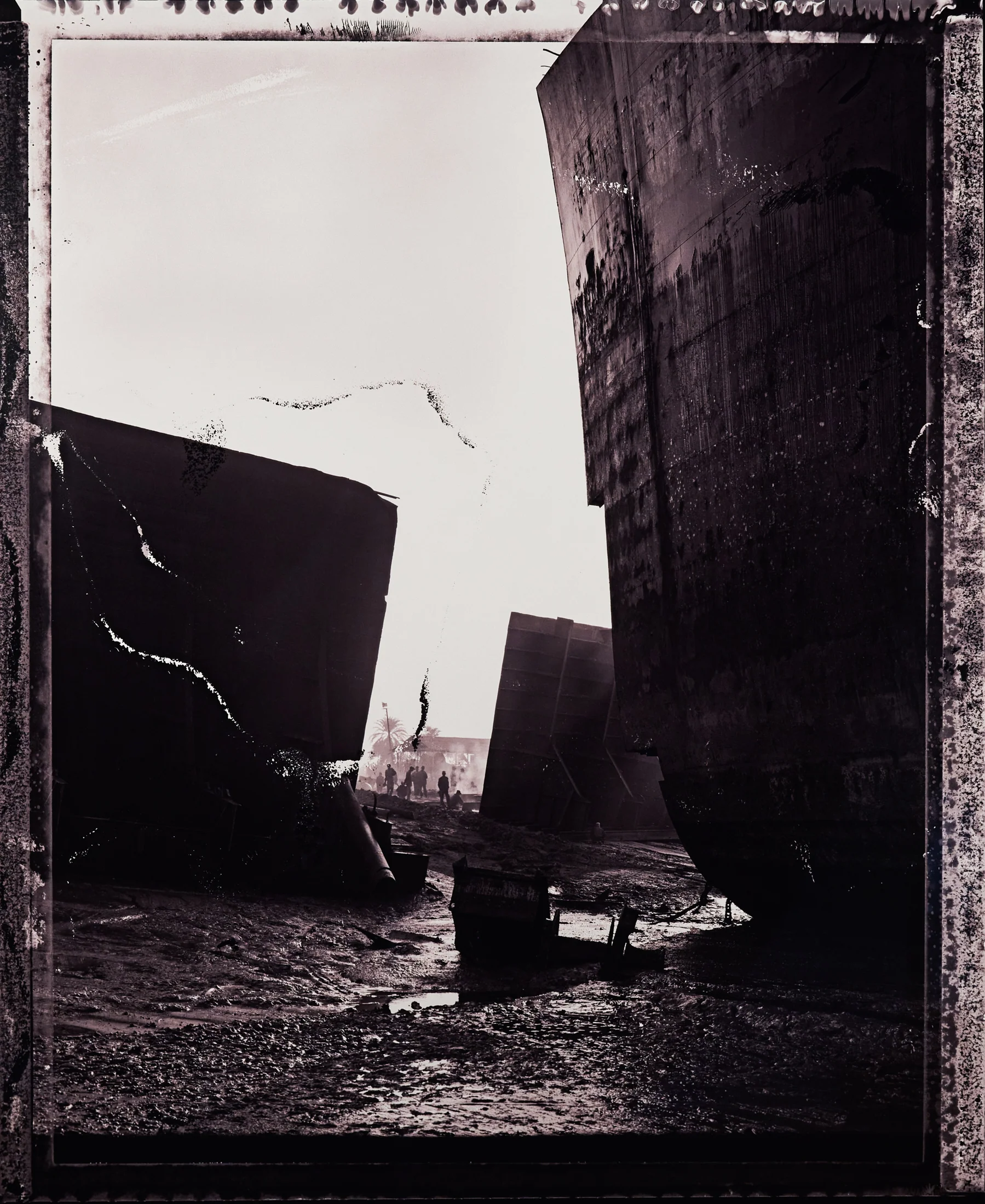 EDWARD BURTYNSKY "SHIPBREAKING #2 FIELD PROOF", 2001 - Image 9