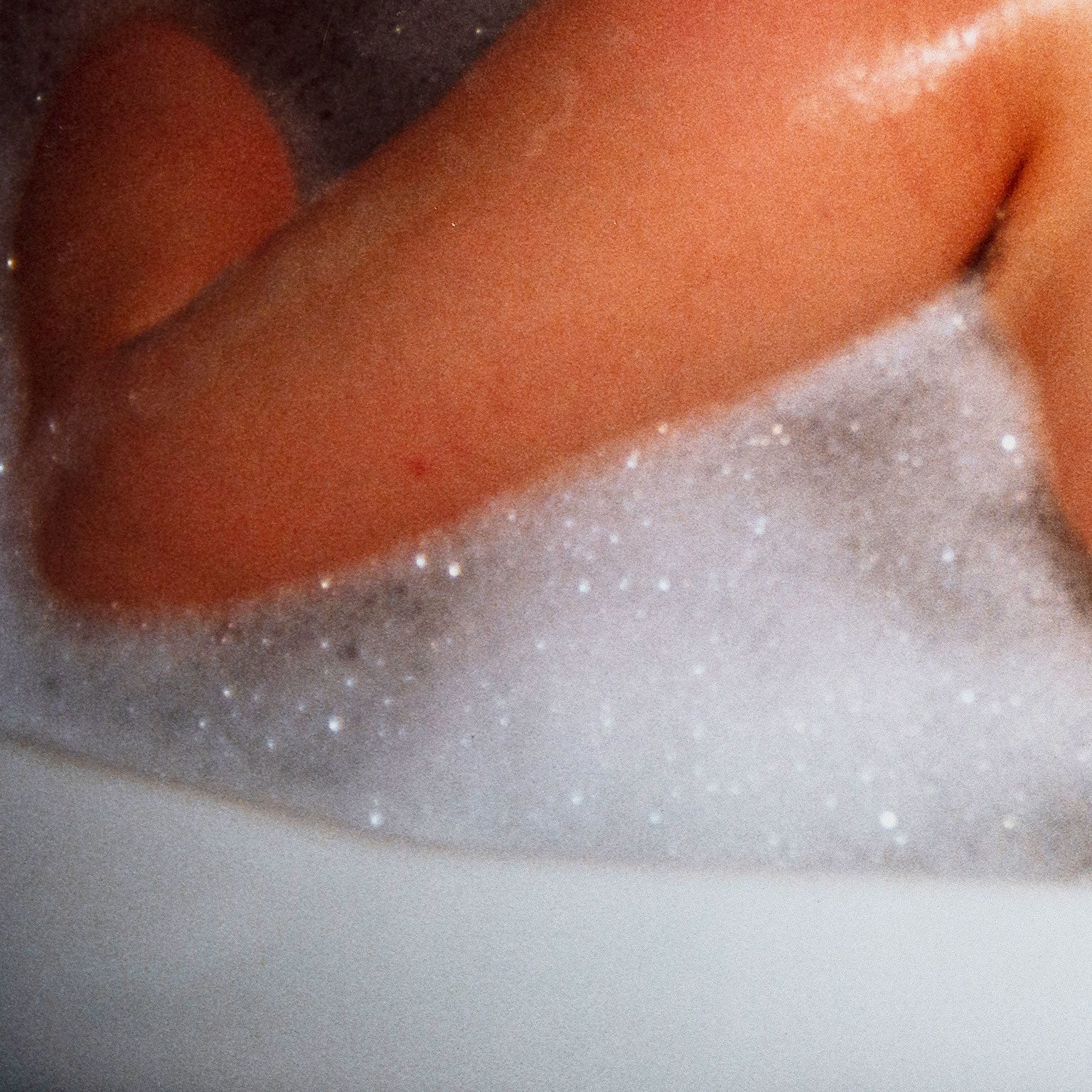 NAN GOLDIN "BUTCH IN THE TUB, NYC, 1988" - Image 7