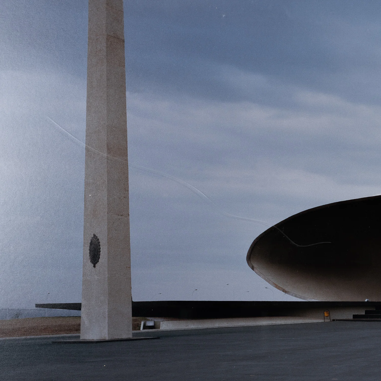 ROBERT POLIDORI "QUARTEL GENERAL DO EXERCITO, NO.1" 1998 - Image 5