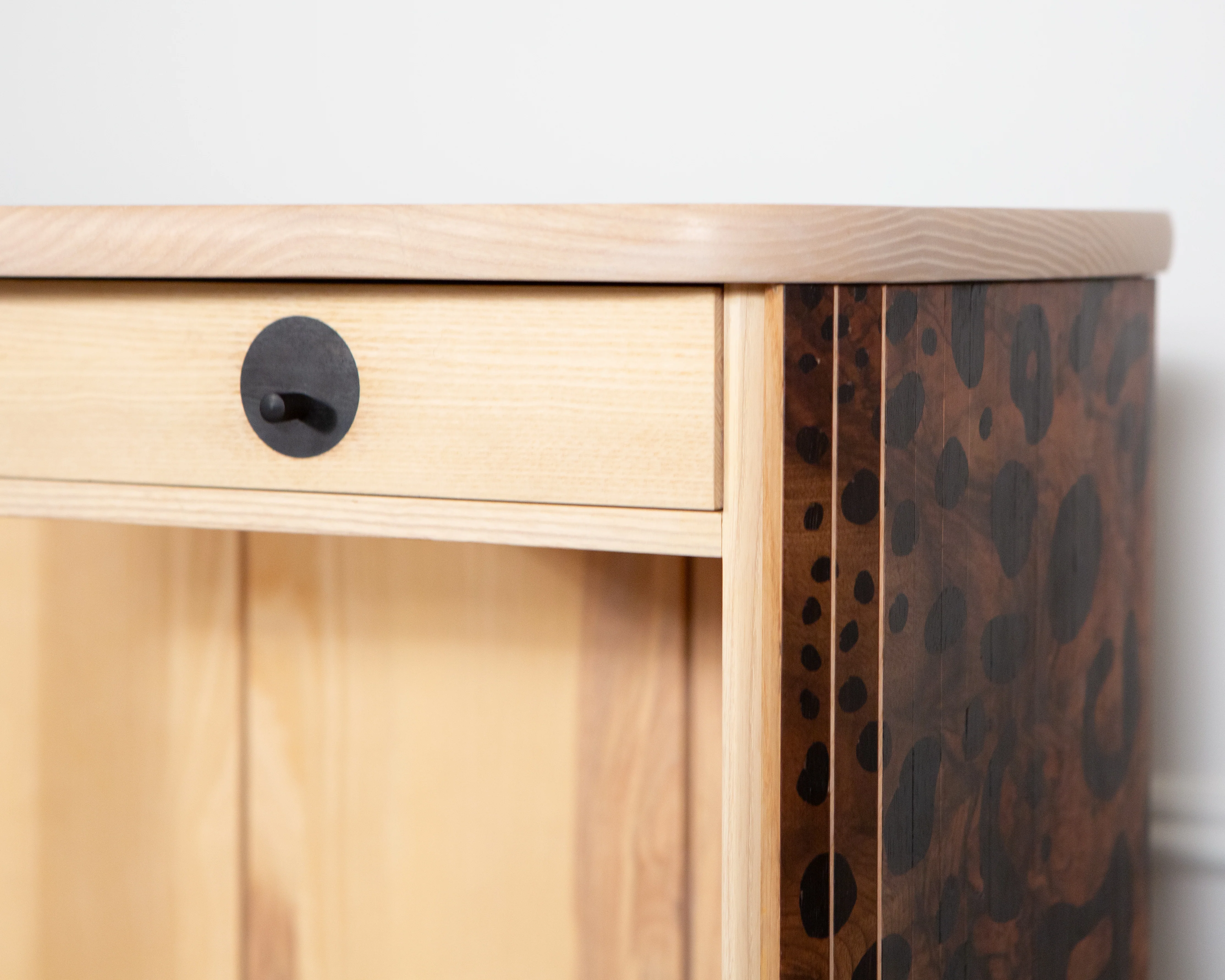 YORGO LIAPIS "JAGUAR CREDENZA" 2016 - Image 4